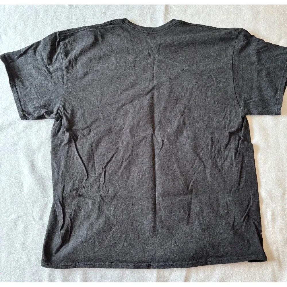 Lot of 2 Budweiser and Jack Daniels T-Shirts Mens XL Cream Black Distressed - Picture 11 of 12